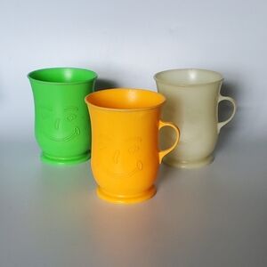 (3) Vntg Kool-aid Plastic Cups (Decorative Only)